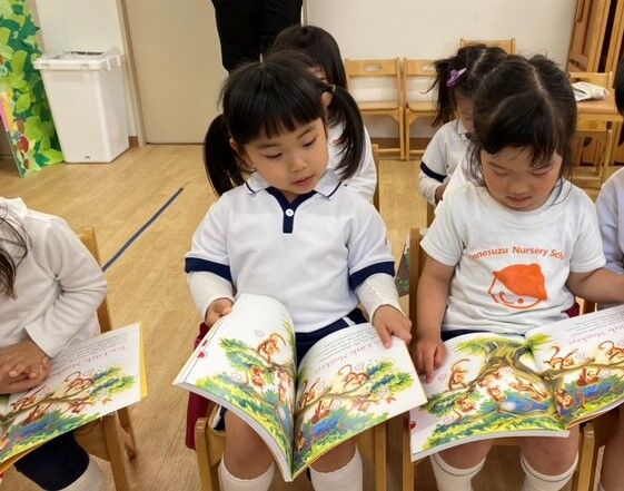 母語の芽生えを、英語にも。